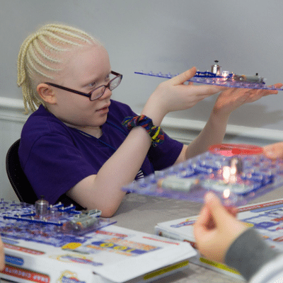 Lin with a circuit board